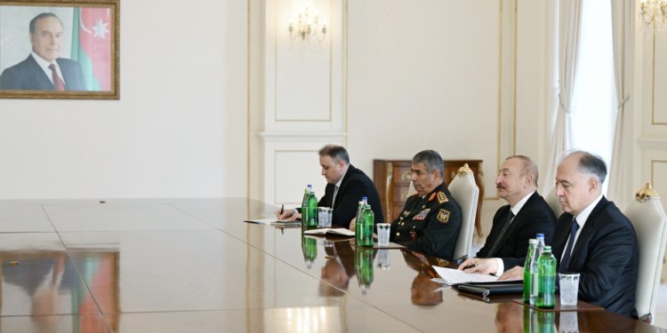 İlham Əliyev Slovakiya müdafiə nazirini qəbul etdi - Fotolar