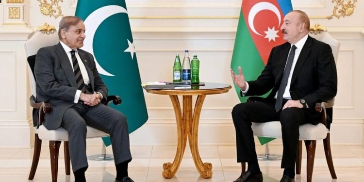 İlham Əliyevin Pakistanın Baş naziri ilə məhdud tərkibdə görüşü olub