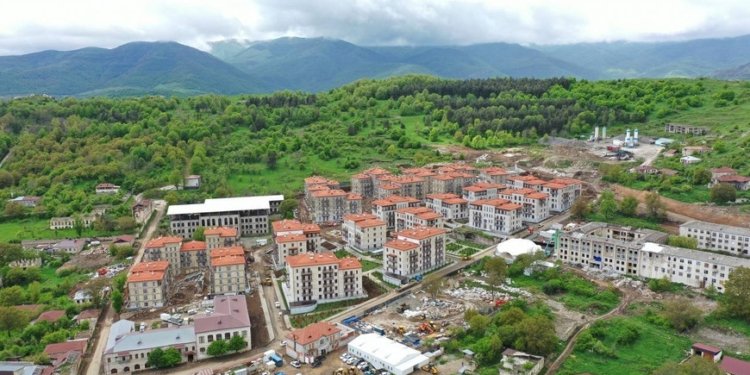 Şuşada iki yaşayış kompleksinin inşasına BAŞLANILDI  