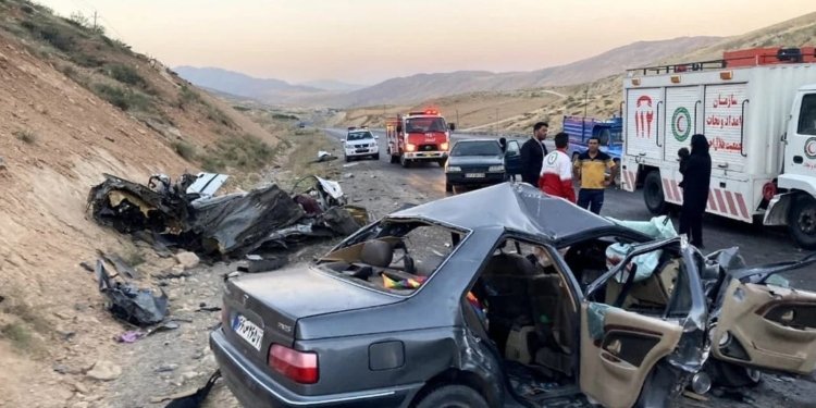 İran vitse-prezidentinin həyat yoldaşı avtomobil qəzasında öldü