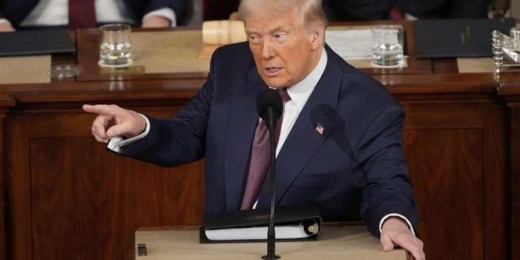 Hərbi əməliyyat planlarını Trampa təqdim ediblər - KİV