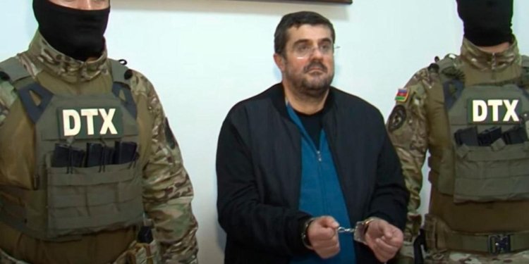 Məhkəmədə Arayikə ömürlük cəza istənildi