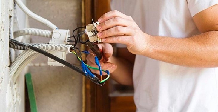 “Azərişığ”ın əməkdaşını cərəyan vurub öldürdü