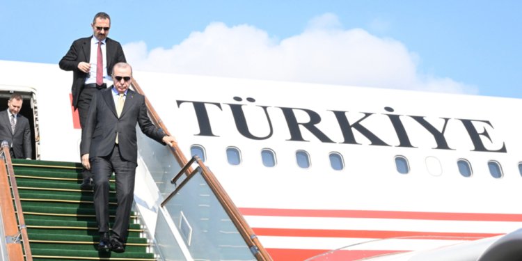 Ərdoğan Bakıya çatdı - Fotolar