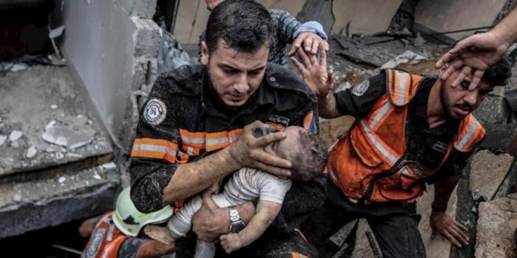 Qəzza Səhiyyə Nazirliyi: Həlak olan fələstinlilərin sayı 70 mini keçib