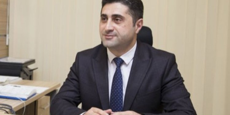 İcra başçısından yeni təyinatlar: Sürücüsünü baş mütəxəssis təyin etdi