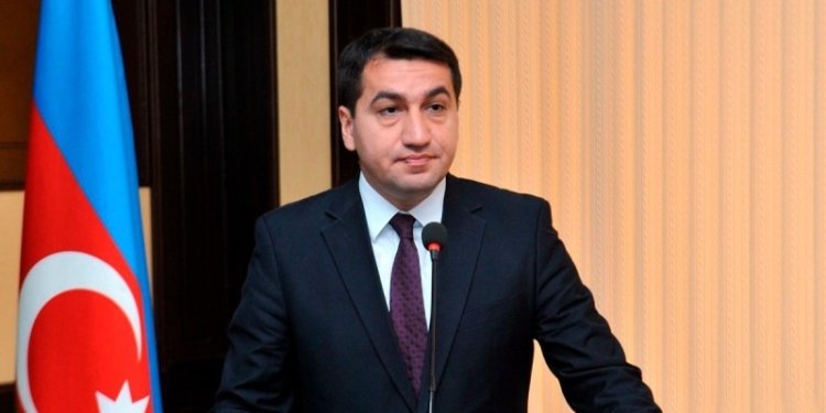 Hikmət Hacıyev: “Zəngəzur dəhlizi ilə dünyaya açılmaq üçün yeni imkanlar əldə edirik”