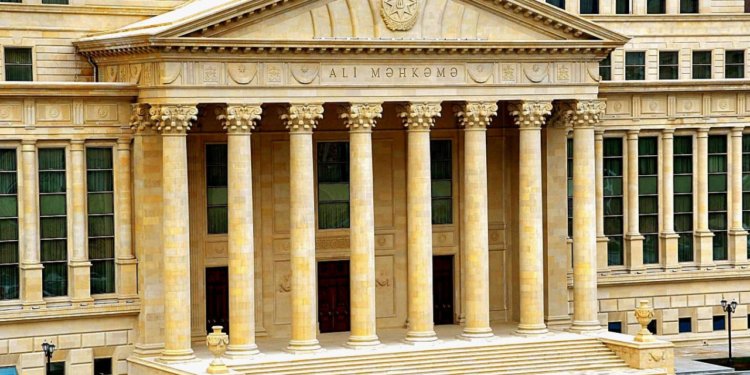 Ali Məhkəmə hakiminin fəaliyyətinə xitam verildi