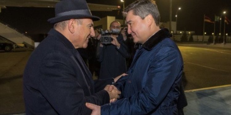 Paşinyan Qazaxıstanda səfərdədir