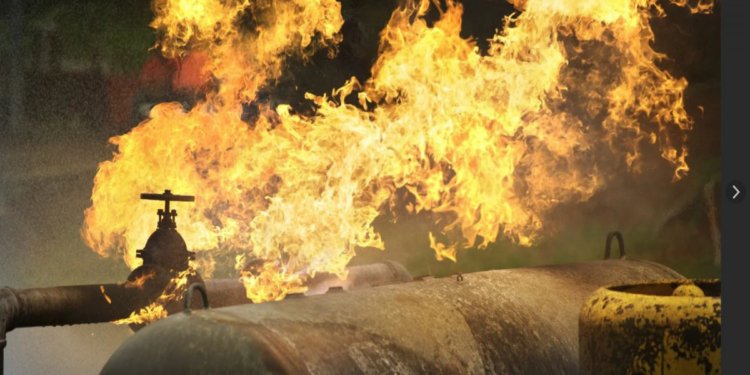 Bakıda qaz xəttində yanğın 