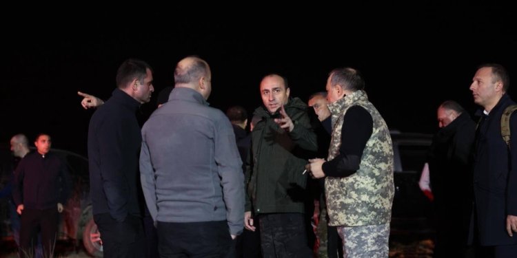 Gürcüstanın daxili işlər naziri hadisə yerinə getdi-FOTOLAR