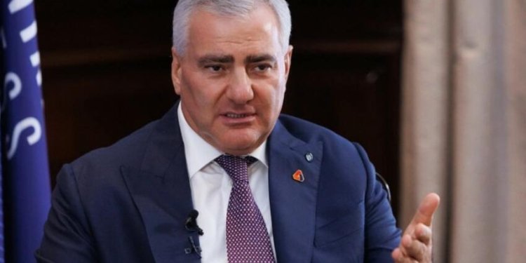 Ermənistanda Karapetyan həbsdə qaldı