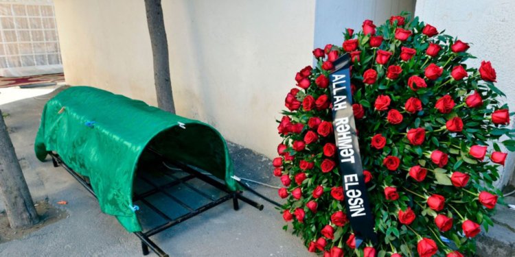 Azərbaycanda tanınmış jurnalist vəfat etdi 