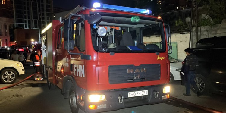 Yasamaldakı yaşayış binasında yanğın məhdudlaşdırıldı