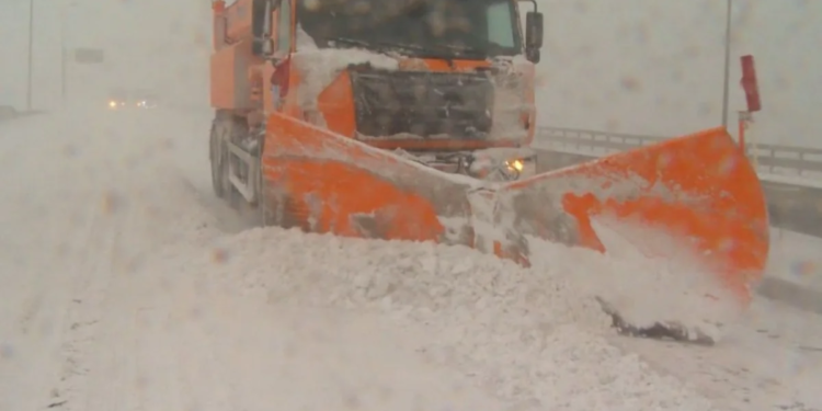 Bakı-Şamaxı yolunda avtomobillərin hərəkəti məhdudlaşdırıldı 