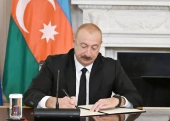 İlham Əliyev Vahid Axundovun vəfatı ilə bağlı nekroloq imzaladı