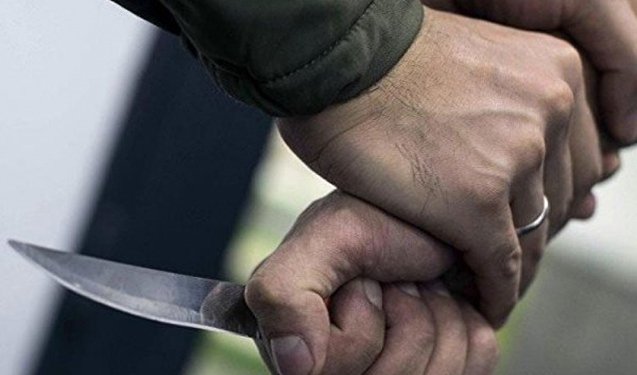 Ağdamda iki qardaş bıçaqlandı