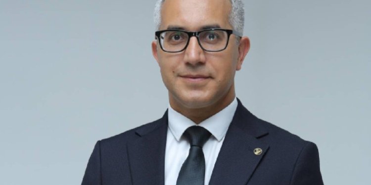 AMEA Kamran Əsədova fəxri diplomu nə vaxt verib? - AÇIQLAMA