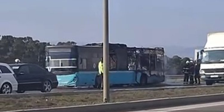 Bakı-Sumqayıt yolunda avtobus yandı