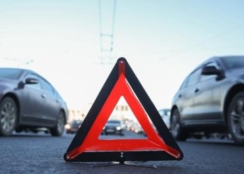 Bakıdan Lerikə gedənlər qəzaya düşdü