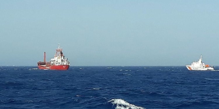 Finlandiya azərbaycanlıların olduğunu gəmini saxladı