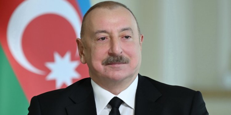 Prezident həmkarlarını təbrik etdi