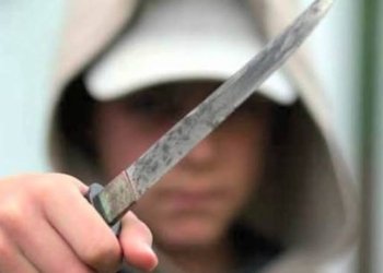 Gəncədə yeniyetmə bıçaqlanıb