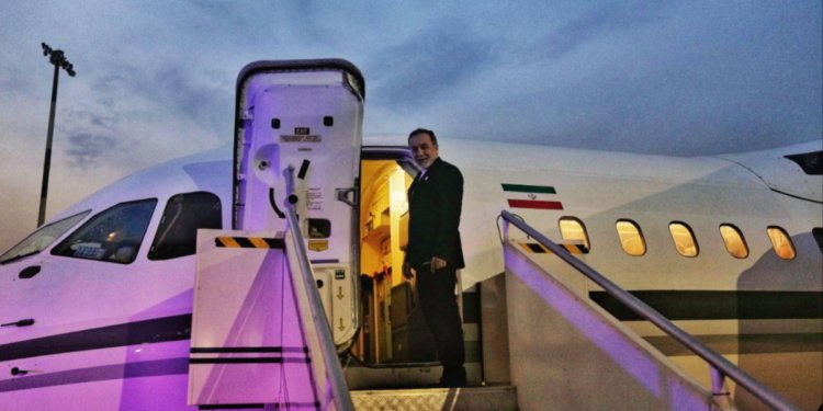 İran XİN başçısı Azərbaycana səfərə yola düşüb