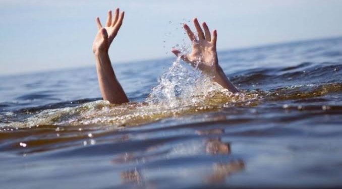 Ağ Şəhər Bulvarında dənizdə batan şəxs xilas edildi 