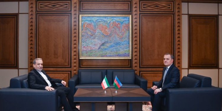 Ceyhun Bayramov Əraqçi ilə görüşüb