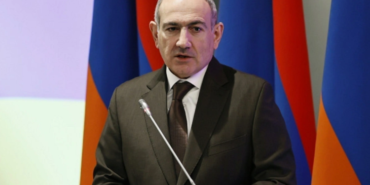 Paşinyan Almaniya prezidenti ilə görüşdü