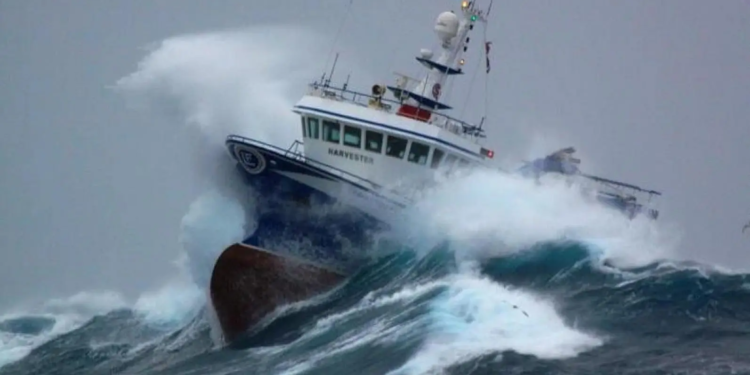 Hava şəraiti ilə bağlı gəmilərə xəbərdarlıq edildi