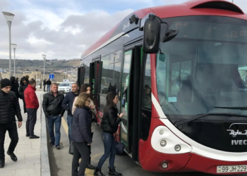 Bu avtobuslarda yeni gedişhaqqı tətbiq olunur