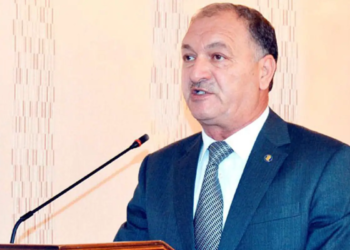 Yevlaxda silahlı insident baş verib- Qoca Səmədovun oğlu adam güllələdi