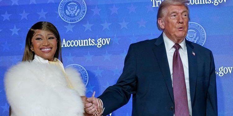 Tramp və Niki Minaj əl-ələ