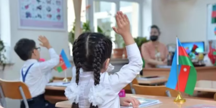 Məktəblilərin qış tətili başlayır - BU TARİXDƏN