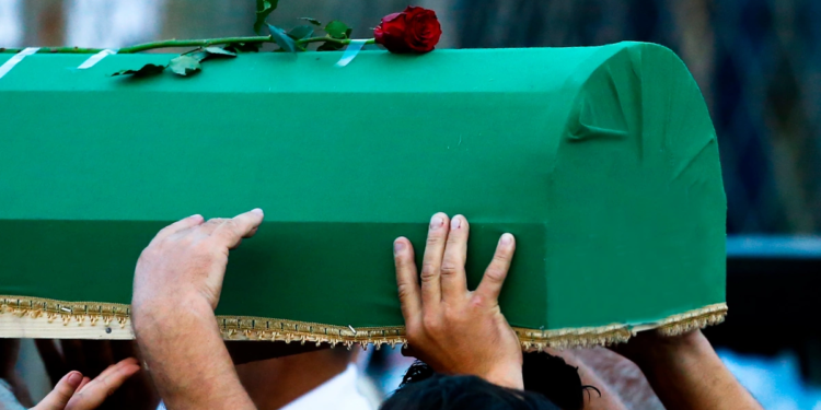 Tələbə dərs vaxtı öldü