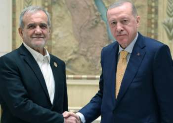 Ərdoğan və Pezeşkian bölgədə hərbi gərginliyi müzakirə ediblər