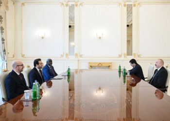 İlham Əliyev “Zayed İnsan Qardaşlığı Mükafatı” ilə bağlı nümayəndə heyətini qəbul edib