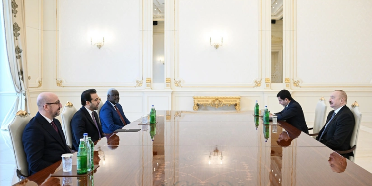 İlham Əliyev "Zayed İnsan Qardaşlığı Mükafatı" ilə bağlı nümayəndə heyətini qəbul edib