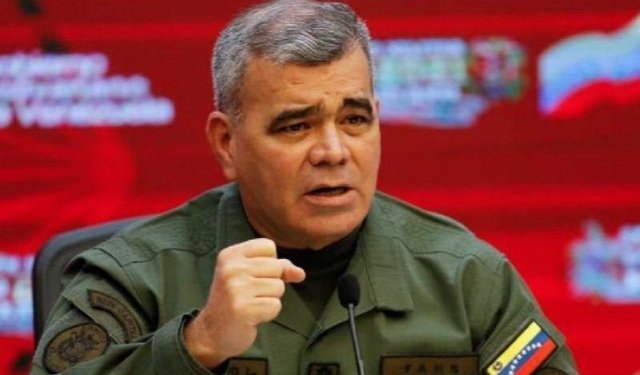 Maduro qaçırılarkən mühafizəçiləri öldürülüb