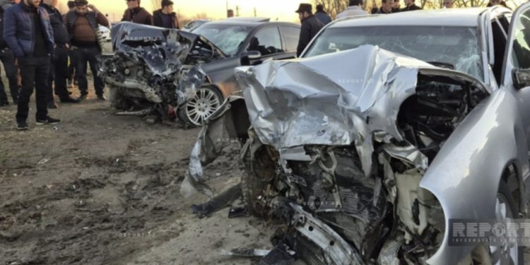 Salyanda ağır qəza - Ölənlər var