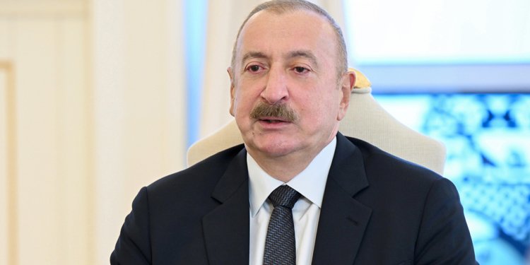 “Əmin idim ki, qızılın qiyməti artacaq və qiymət kəllə-çarxa çıxdı”