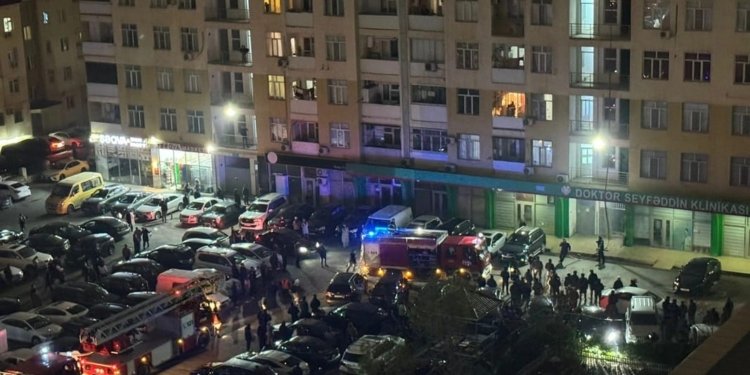 Bakıda yaşayış binasında yanğın 