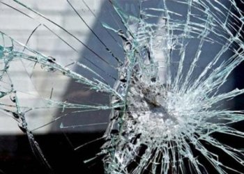 Ağsuda maşın aşdı – Ölən var