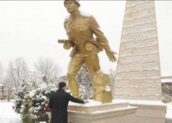 Böyük Vətən Müharibəsində vuruşan ordu kim idi?