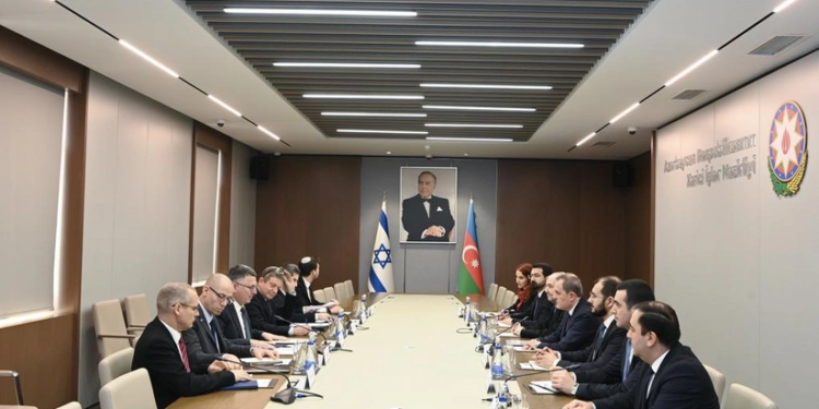 Azərbaycan və İsrailin XİN başçıları arasında geniştərkibli görüş keçirilib