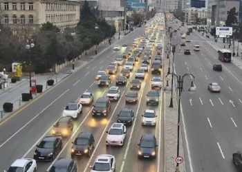 Bakının bir sıra yollarında tıxac yaranıb