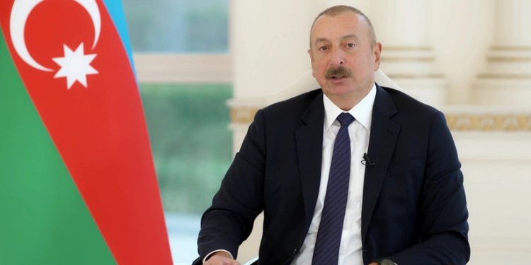 Prezident təsdiqlədi: Sayt və sosial şəbəkələrdə  cəmiyyətə  hörmətsizlik qadağan edilib