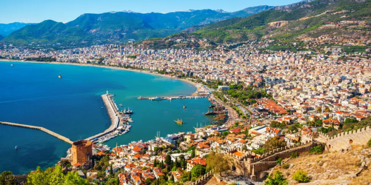 Türkiyənin  turizm tarixində bir ilk: Antalya dünyanın ən yaxşı turizm şəhəri siyahısına daxil edildi 